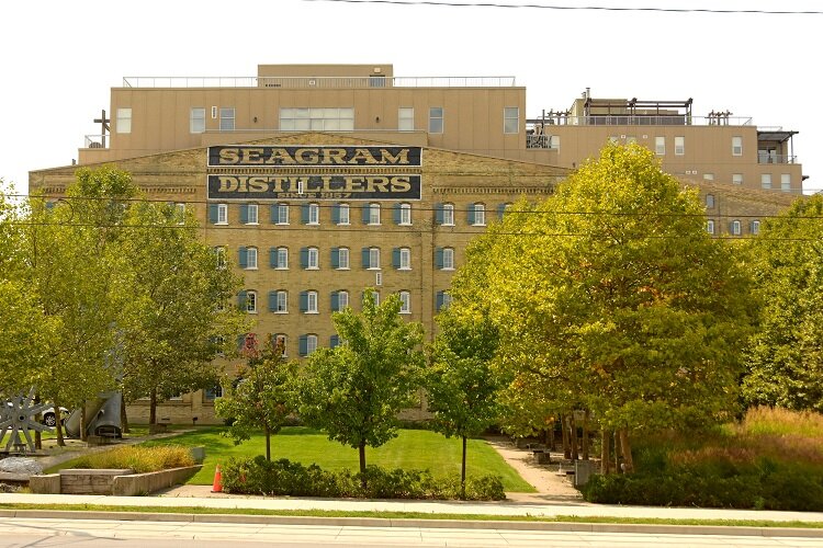 About Us — Achieve Wellness