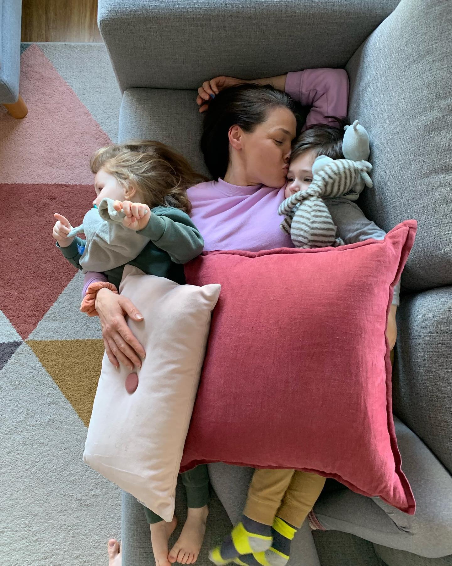 It seems like personal space no longer exits. 

All @mrs_tasha_white wanted to do on Sunday was put her feet up while at least one child was sleeping....
This woman is doing an incredible job, she never stops, she never gives up and she never rests /