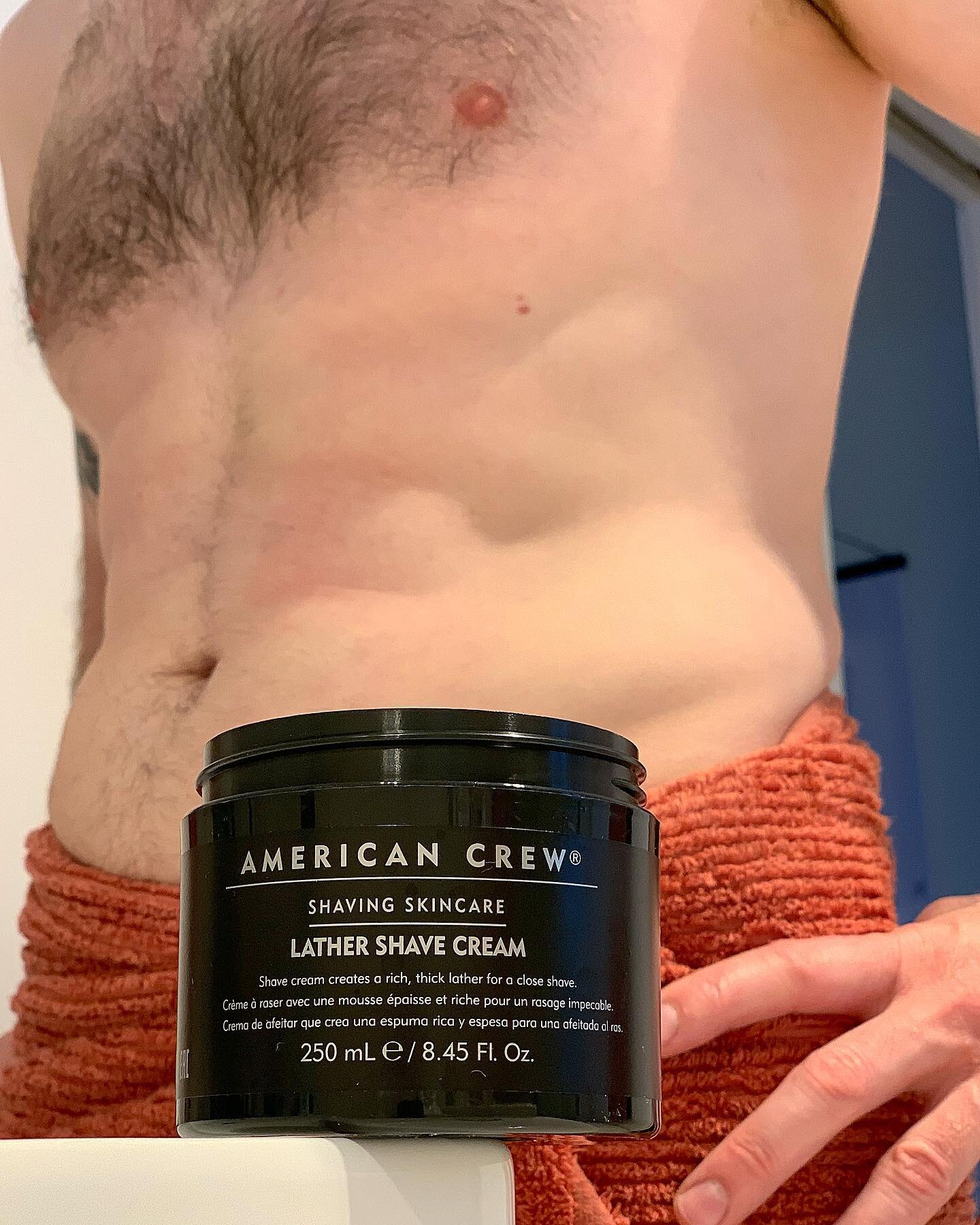 Well it&rsquo;s Monday morning and time for clean up from the weekend. 
I thought I&rsquo;d try this new Lather Shave Cream from @americancrewoz
Formulated with hydrating ingredients for a rich, foamy lather that both softens and lifts facial hair fo
