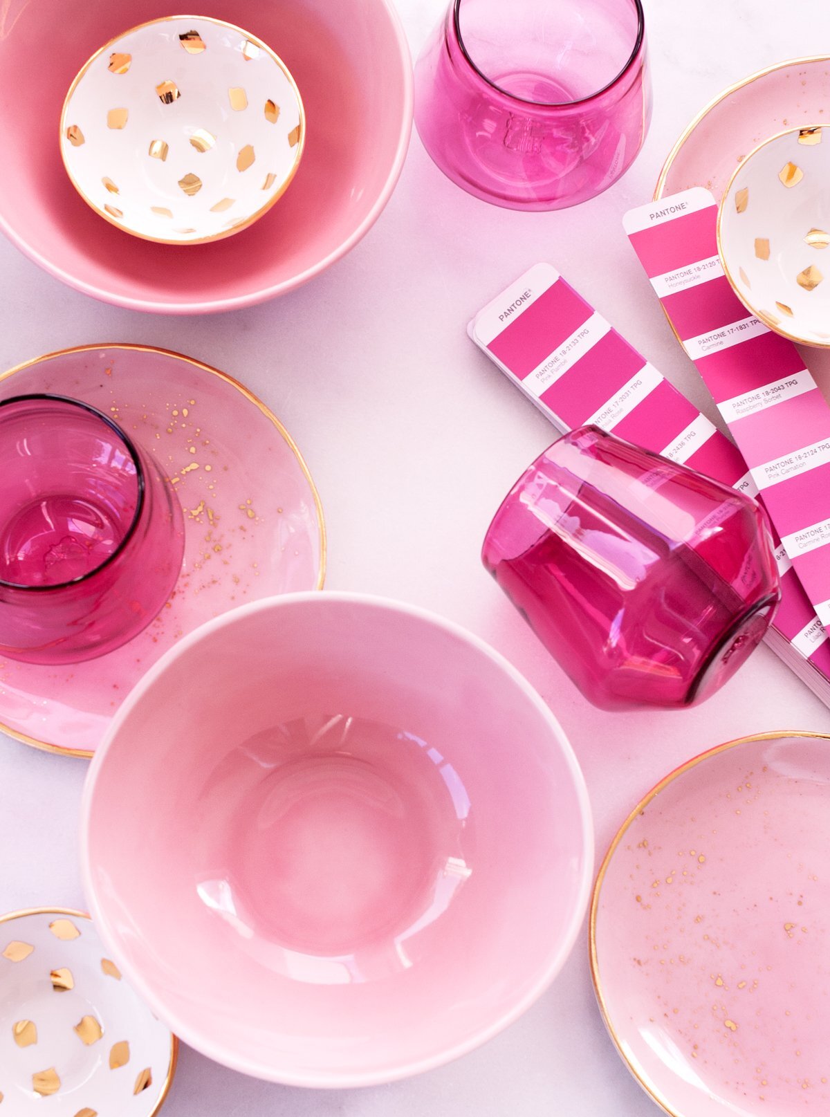 suite-one-studio-pink-angled-wine-glasses-rose-and-gold-dessert-plates-and-mini-bowls-with-gold-confetti-pantone-book-_1-of-1_9ed2e07c-b53a-4083-be82-aeeb3d94fa7f.jpg