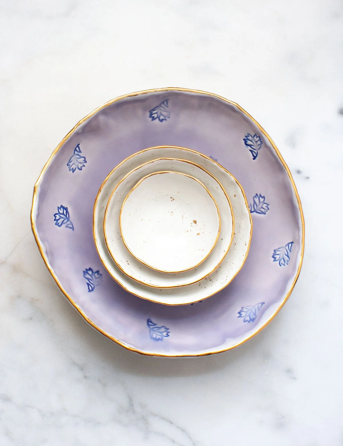 white-nesting-trio-bowls-in-garden-party-serving-bowl-wisteria.jpg