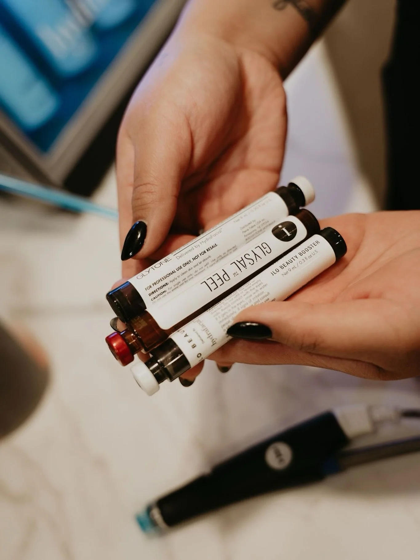 Deluxe Hydrafacial is still on sale! Book now to save $15 ✨

#wichitaskincare #wichitahydrafacial #wichitahydrafacials #wichitaesthetician