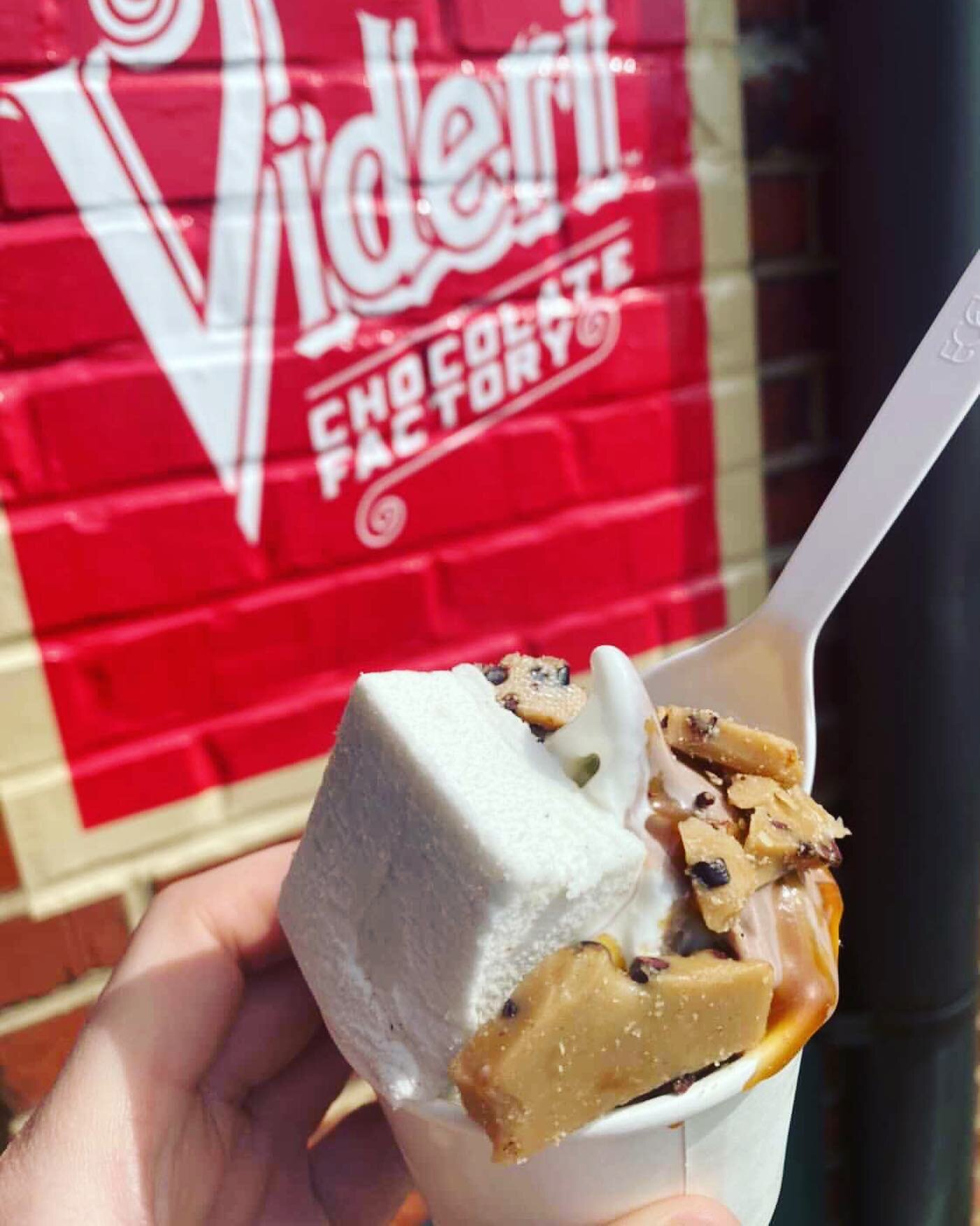 **GIVEAWAY ALERT**

Share a photo of your killer #VideriSoftServe topping combination and name it for your chance to win a $50 Gift Card to Videri Chocolate Factory and get your named flavor combo featured on our menu board this season!

HOW TO ENTER