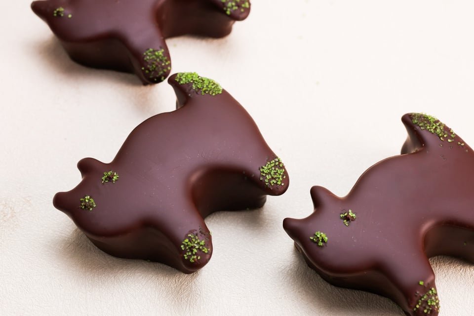 Chocolate Covered Marshmallow Cat