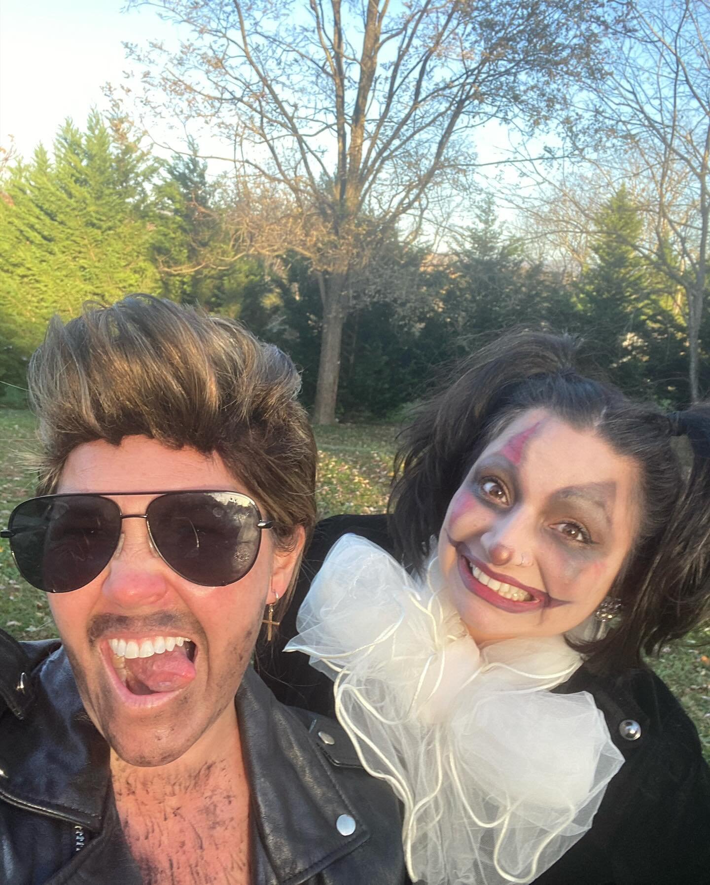 It was hard to get in the Halloween spirit this year, but we rallied, went through our costume bins, and did last-minute costumes! 🤣

Scary, creepy clown, and George Michael was the best we could do!

#halloweenasheville #georgemichael #scaryclowns 