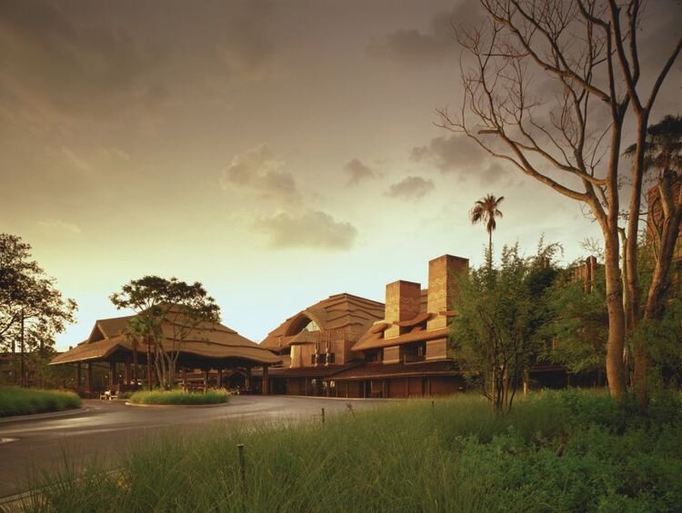 MH-RH_Disney-Animal-Kingdom-Lodge1.jpg