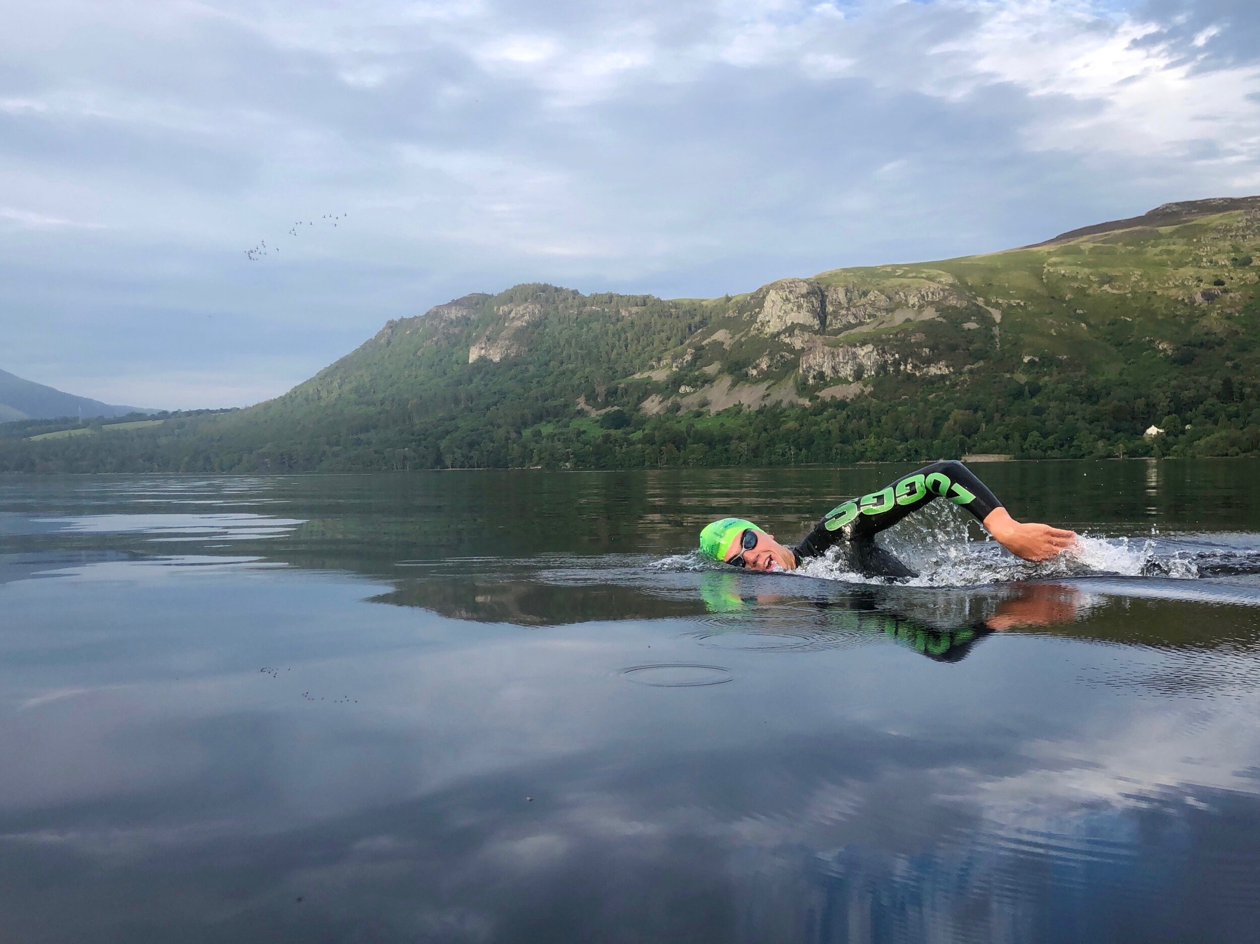 Плавание в озерах. Озеро 13 монахов. Go swimming in the Lake. Ted _______________ swimming in the Lake.. Lake District Waterfall Swim novibir VLOG.