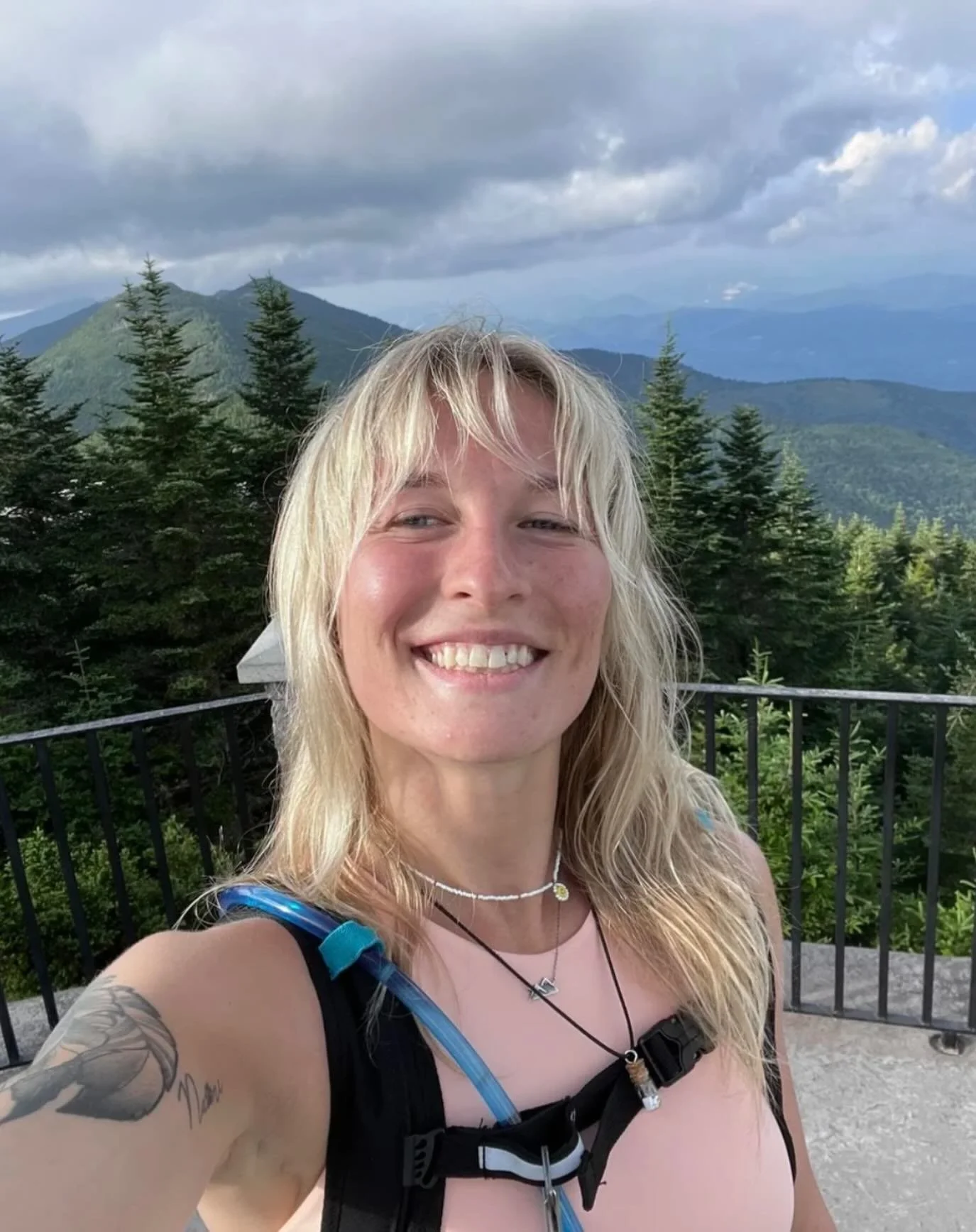 Kaela Vidovich assists with our installs, maintenance, and nursery care in Acadiana ⚜️
She finds peace in hard work, fresh air, wild places and all moments spent under the ☀️ She is also our in-house yoga instructor 🧘🏼&zwj;♀️she keeps us mindful of