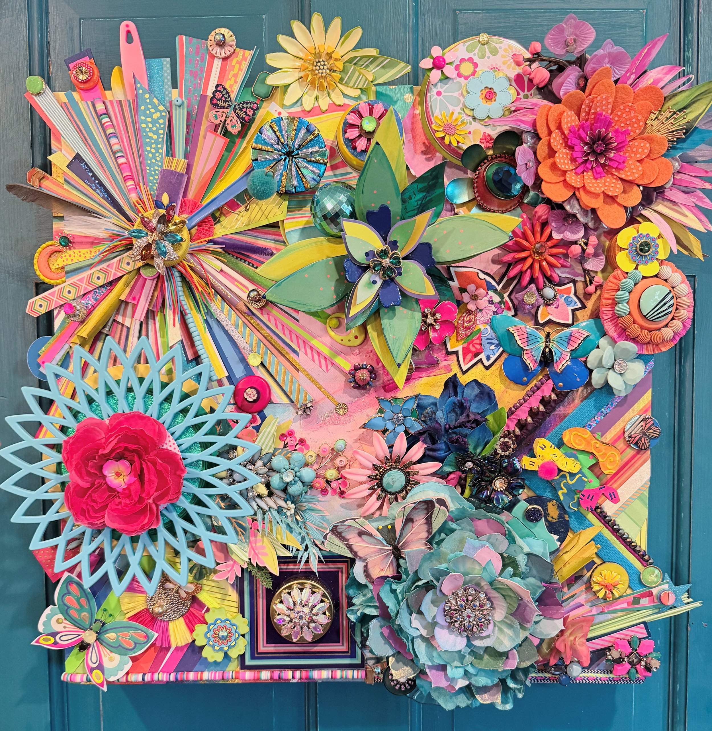 Recess *NEW*
Bold color, unexpected angles and found treasures burst with the freedom of play.
Mixed Media ~ 18 x 18 canvas
Available - price upon request

