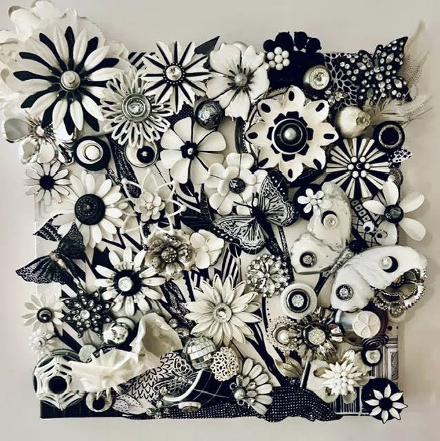 "Silver Lining"
Color recedes, allowing contrast, texture and glimmers of silver to carry a quieter kind of hope.
Mixed Media ~ 12x12 canvas
Available - price upon request