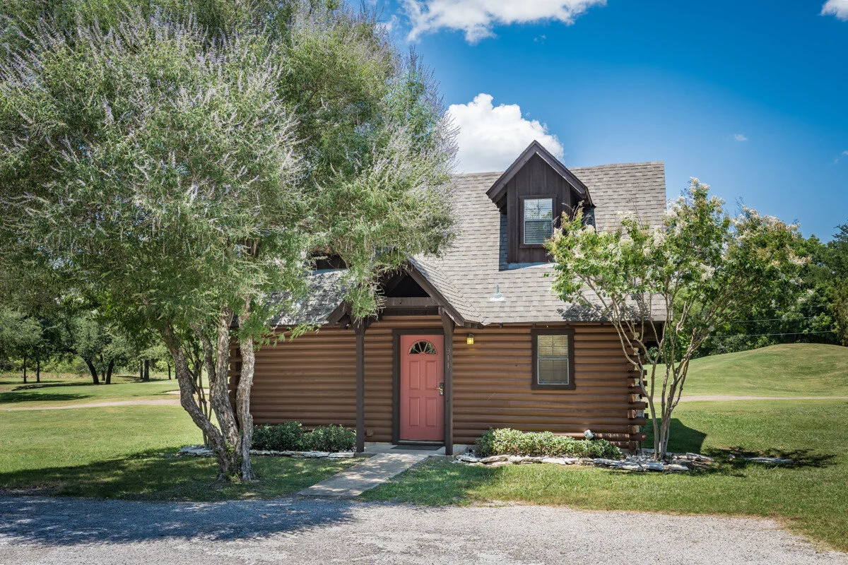 Lodging — White Bluff Resort