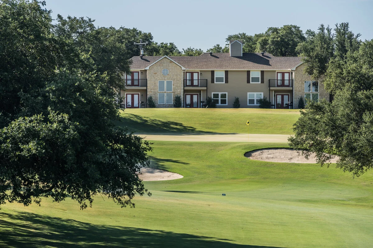 Lodging — White Bluff Resort