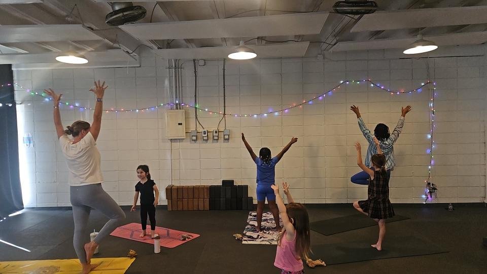 Children's Yoga is in 4 hours! ⏰✨
Come see what the magic of yoga can do for your little one &mdash; there's still time to grab a spot! 💫
🧘&zwj;♂️ Sign up here: https://www.yogarouge.com/schedule-1