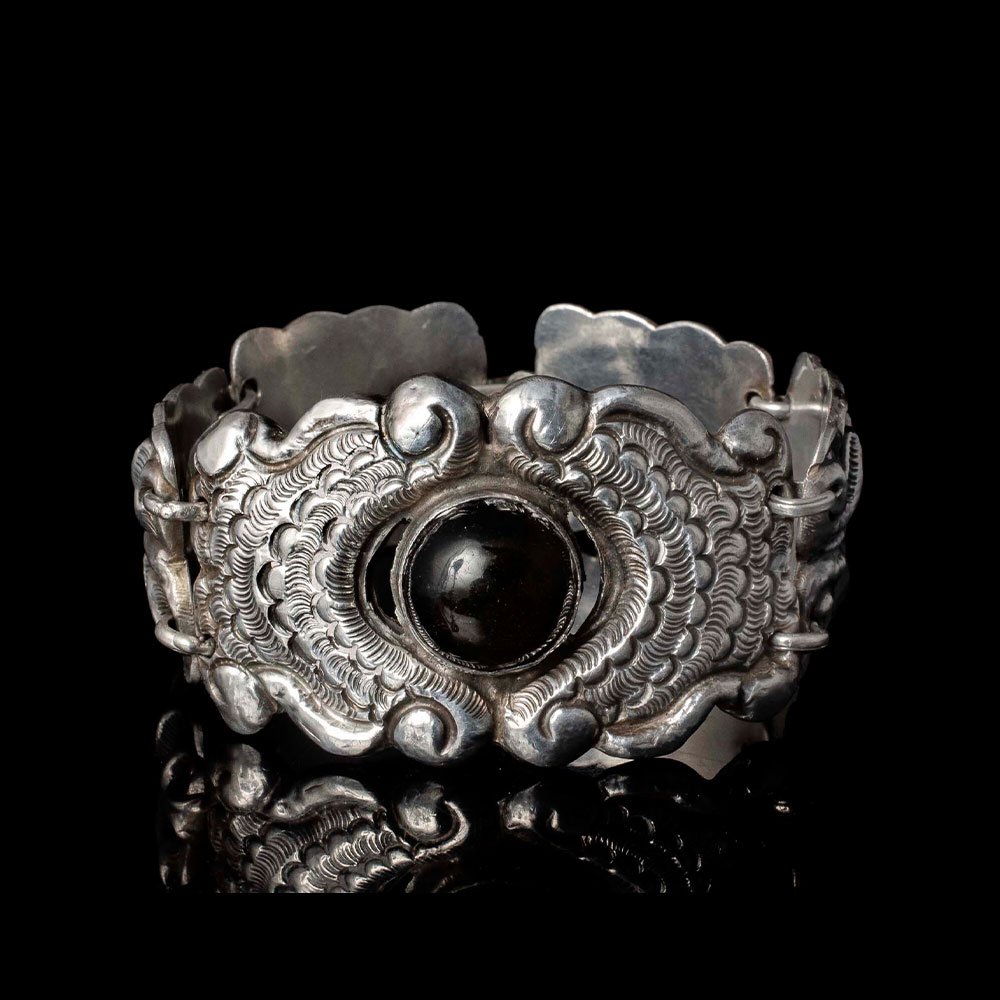 Matilde Poulat Mexican silver obsidian Quetzalcoatl Bracelet