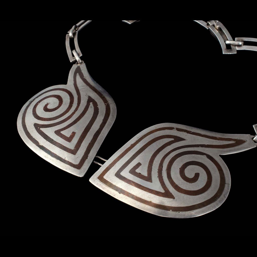 Victoria Mexican silver and copper "metales casados" Necklace