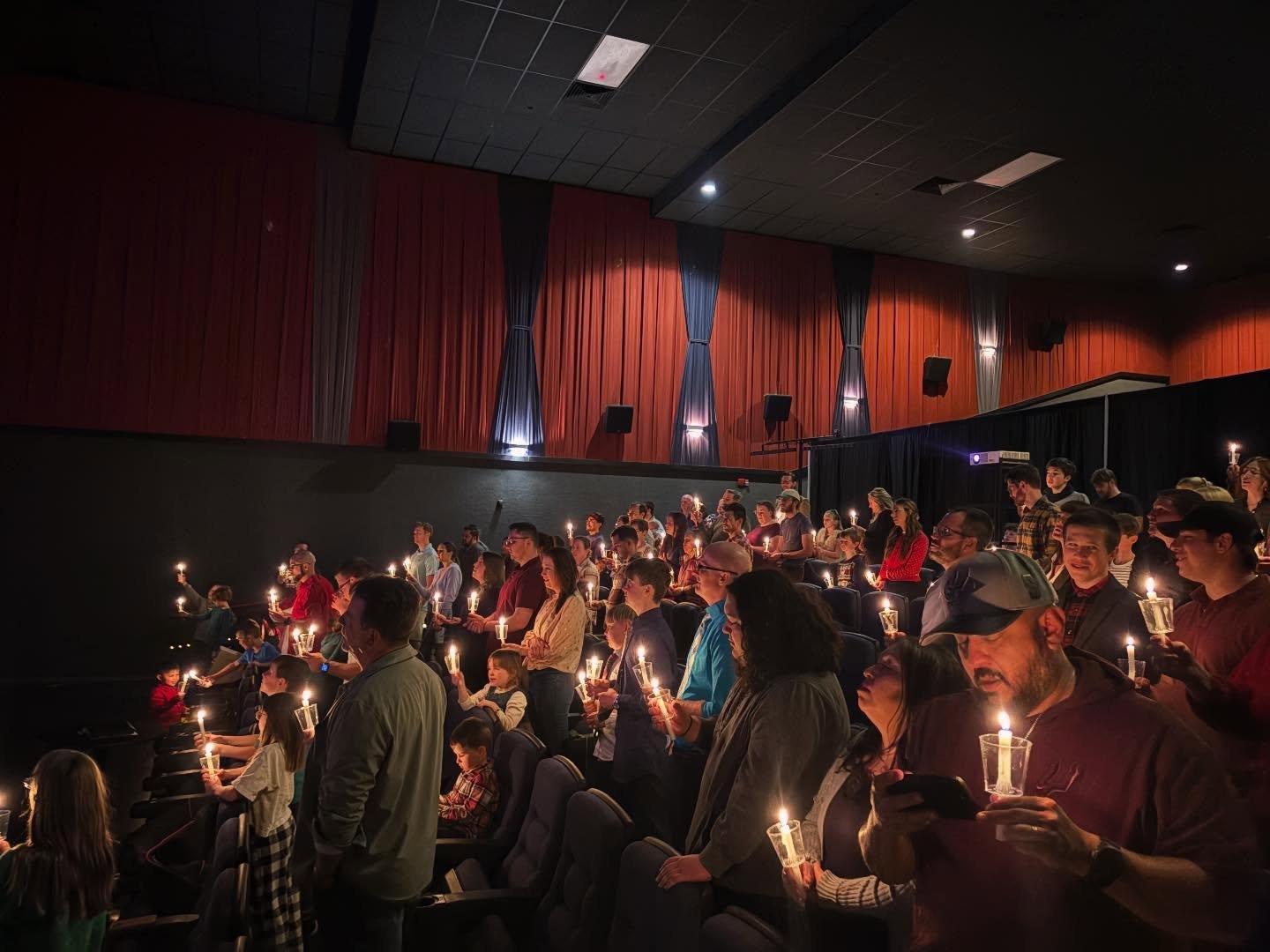 🎄🎄Merry Christmas!🎄🎄
It&rsquo;s been a wonderful Advent season and Christmas Eve together! As a church we&rsquo;ve leaned into the childlike wonder of this season! 
Castle Rock Starlighting✅
Advent Services✅
4th Annual Christmas Party w/ food con