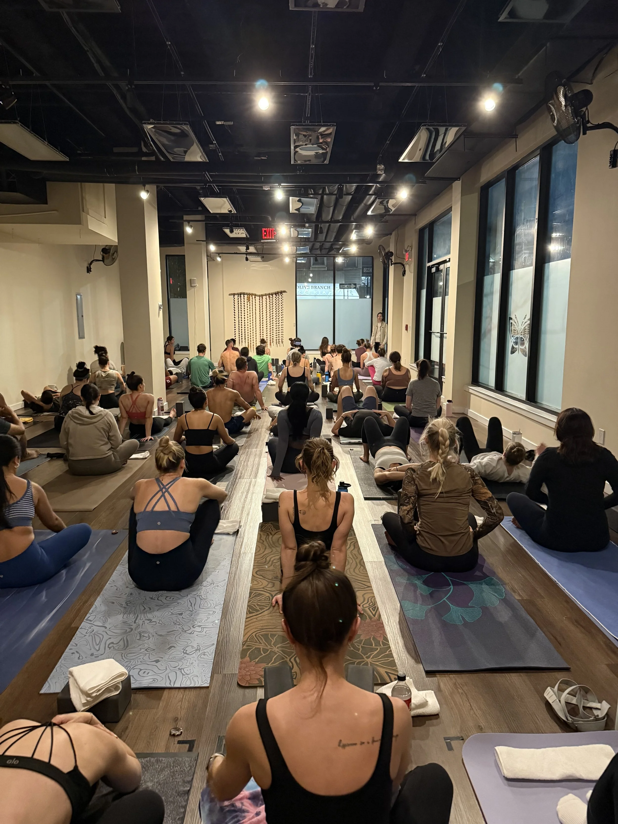 full yoga studio fishtown philadelphia