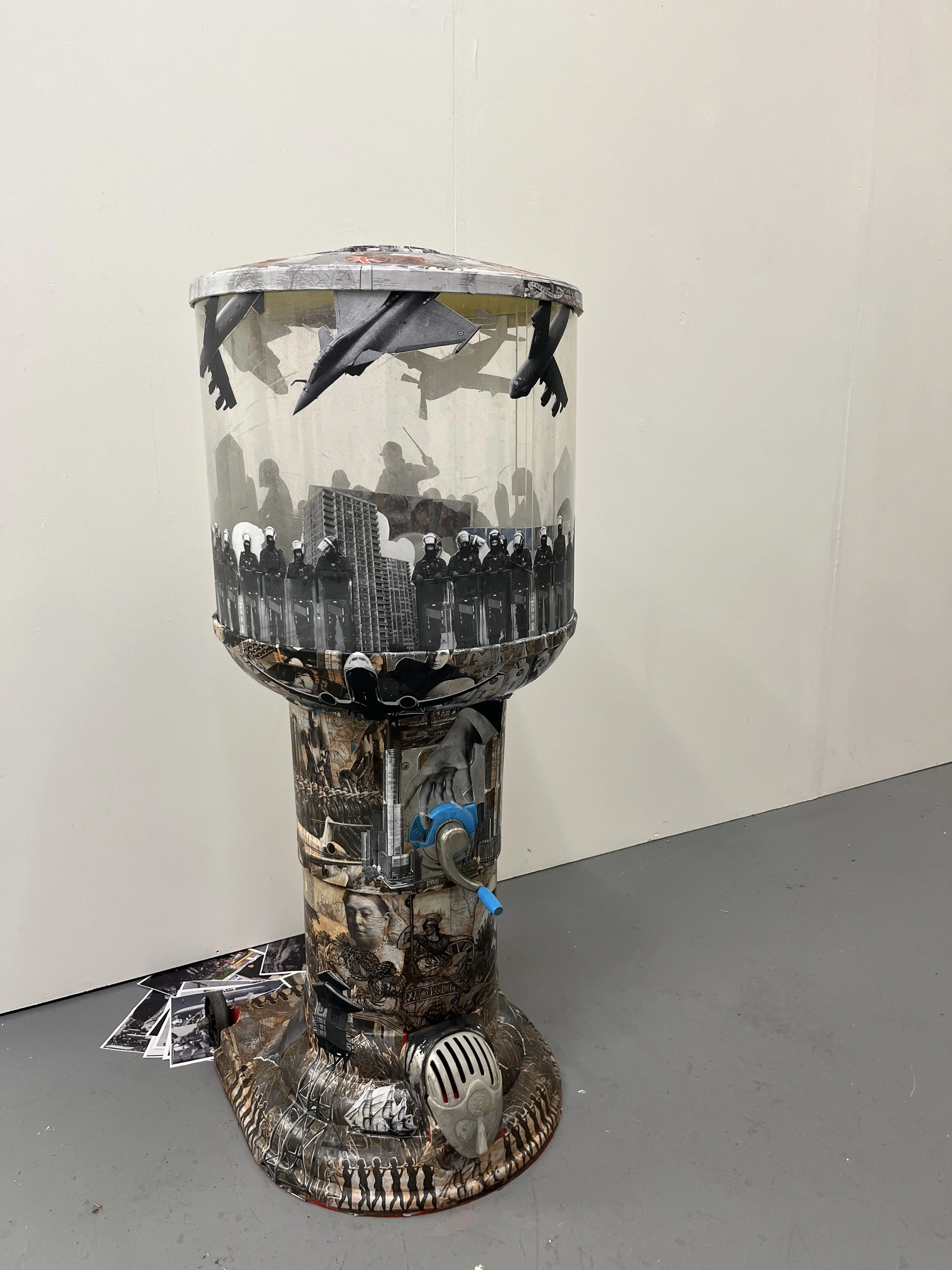 Capsule Machine