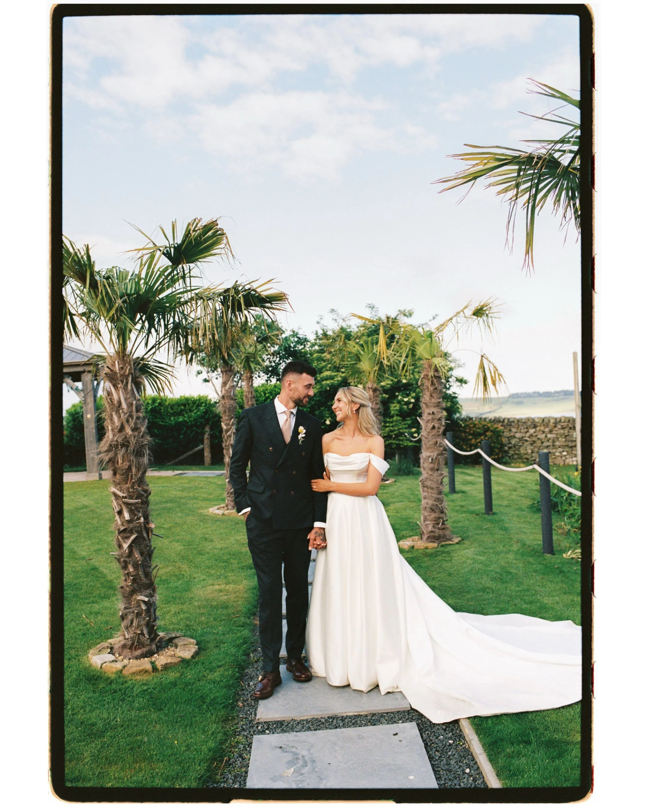 First time at The Byirs for Bryony and Callum&rsquo;s day!
.
.
#filmweddingphotographer #filmwedding #weddingonfilm #shootfilmstaybroke #analogwedding