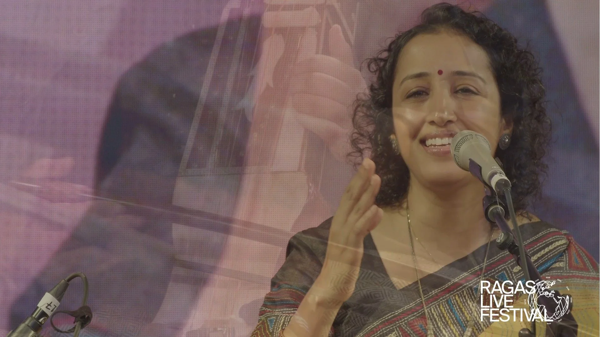 A glimpse that stays with you.

Priya Purushothaman at Ragas Live Festival 2025