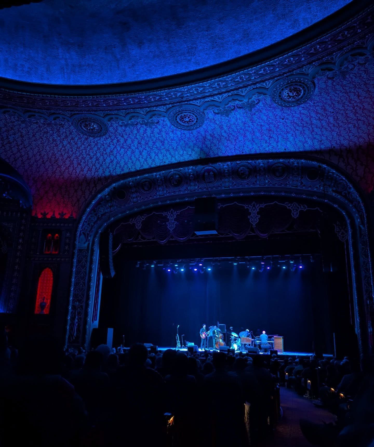 Julian Lage Quartet

Guitar Julian Lage @jlage
Bassist Jorge Roeder @jorge_roeder
Drummer Kenny Wollesen @kennydotwarren
Keyboard and Piano John Medeski @johnmedeski