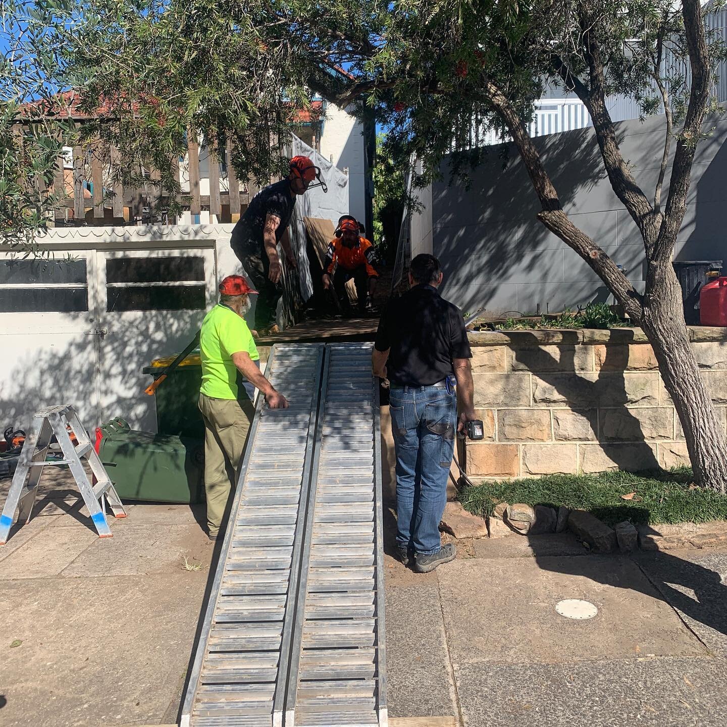 The boys are hard at work over at Randwick today! Thanks @slimdiggings for your awesome work! #poolbuilder #excavation #pooldesign #sydneypoolbuilder #tightaccessexcavation