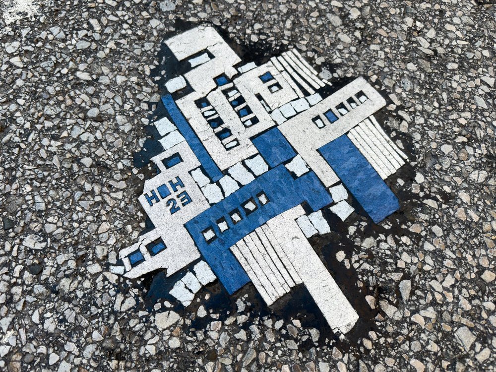   October 2025  | Ronny Salerno 