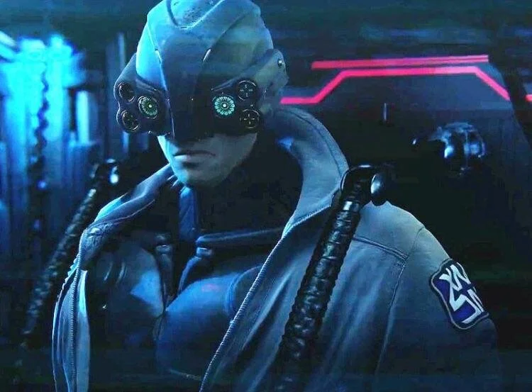 A MAX TAC officer prepares for deployment