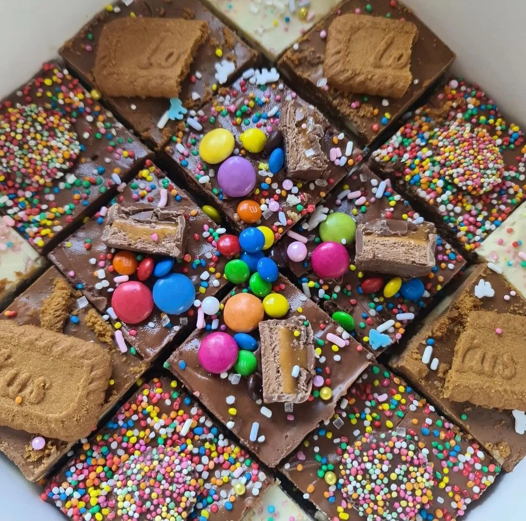 Box of 16 (Assorted)