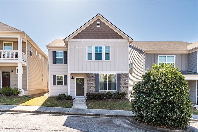 📍871 Venture Way SW Atlanta, Georgia 30331 

3 Bed | 2.5 Bath | 1,966 SF 

Listed by @revivalathome with @strive_atl for $370,000 as of 04/21/23 

Price and status subject to change 

#atlantarealtor #atlrealestate #atlrealtor #atlrealestate #atl #a