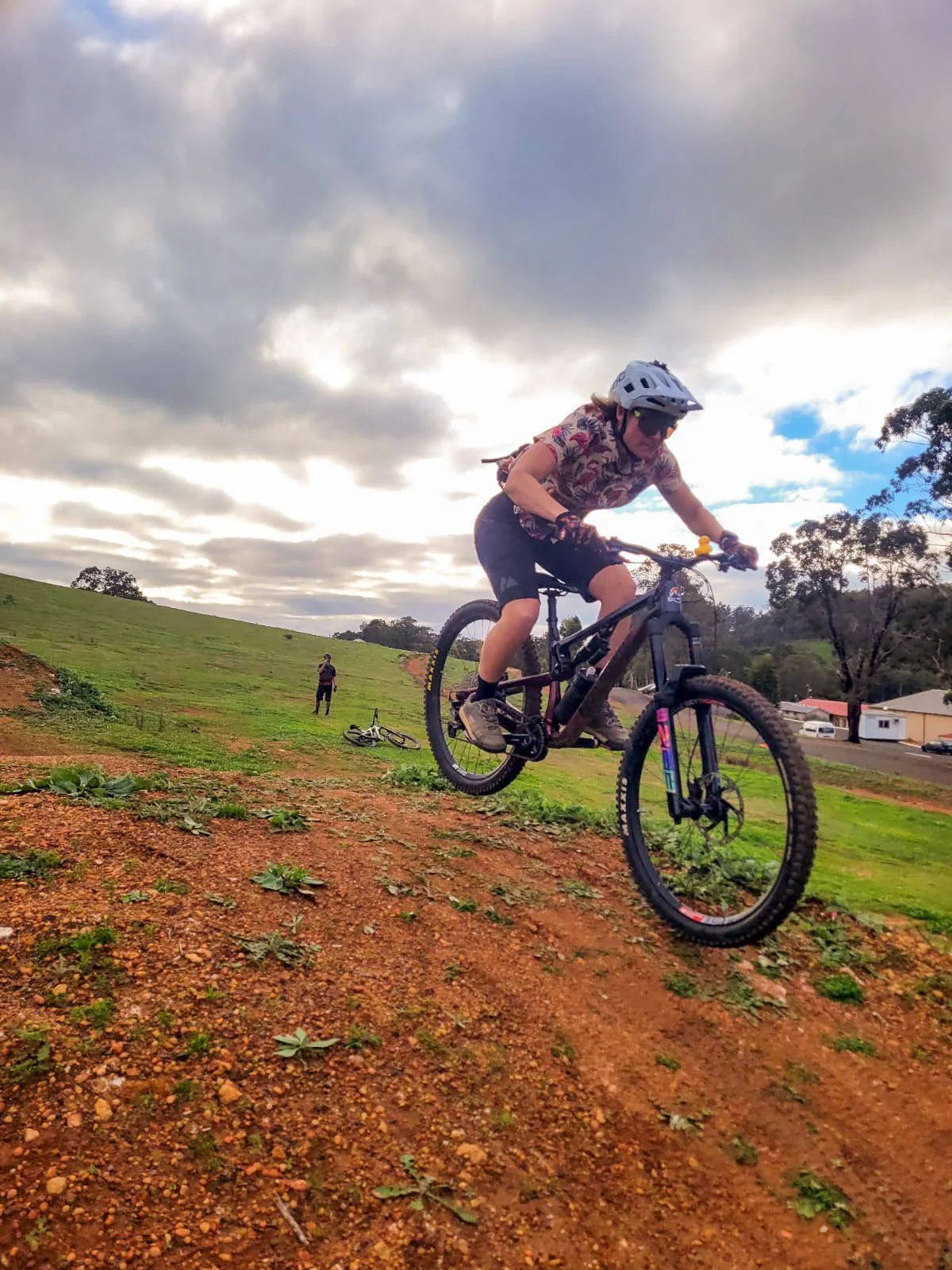 2026_Winter_CRU West Mountain Bike-1-2.jpg