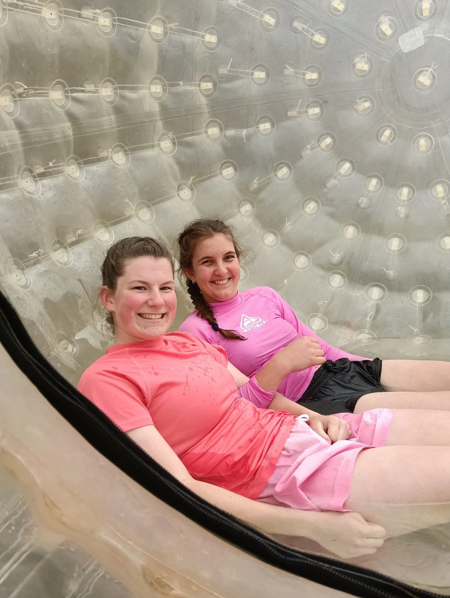 WhatsApp Image 2025-11-27 at 15.09.58-Leavers 25.jpg