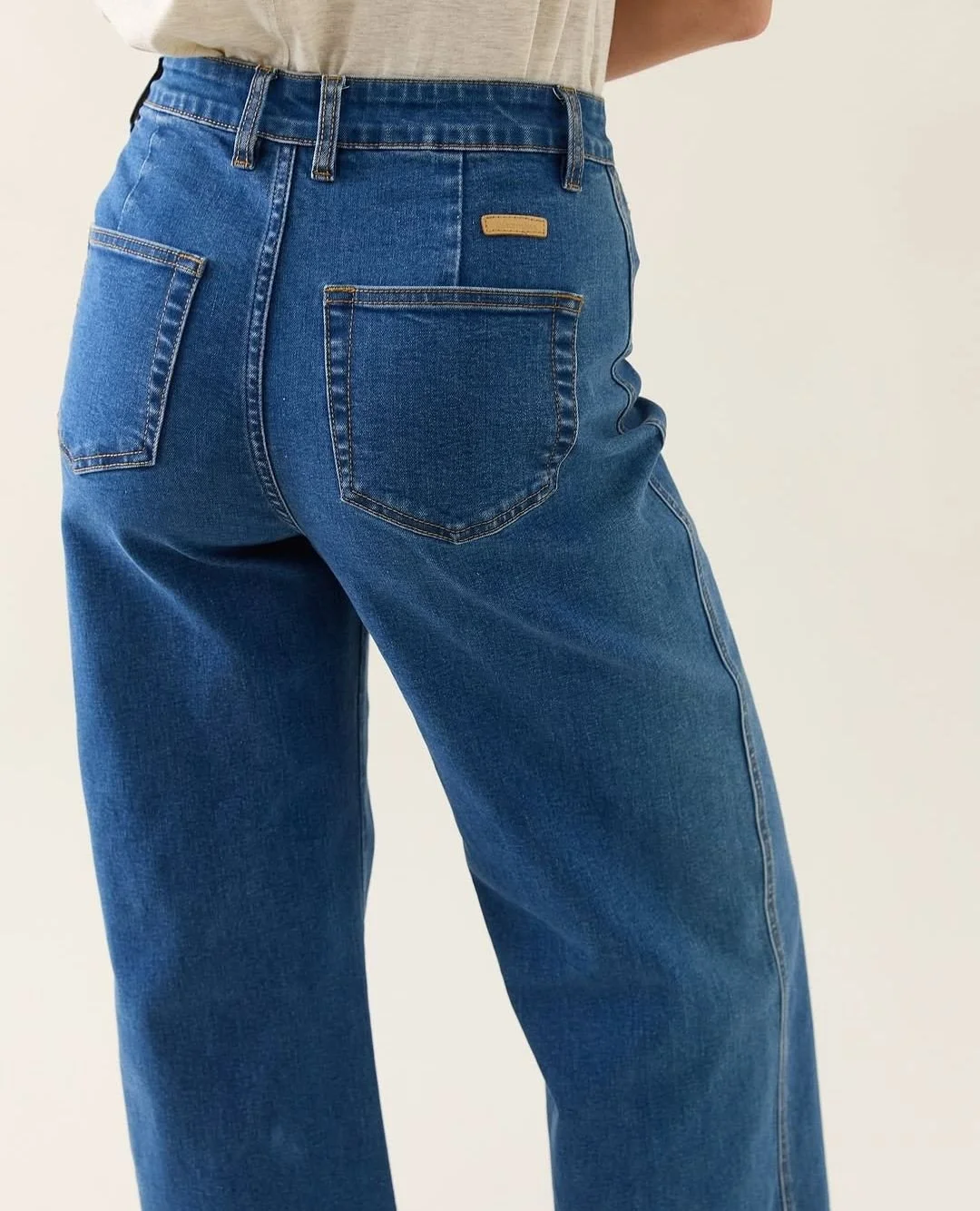 Designed to impress. The Tate Denim from @isleofmine delivers timeless style with a mid-rise fit, wide-leg silhouette, and raw edge finish.⁠
⁠
⁠
_____________________________⁠
⁠
🌟For general enquiries, get in touch with us. Please contact us on (02)