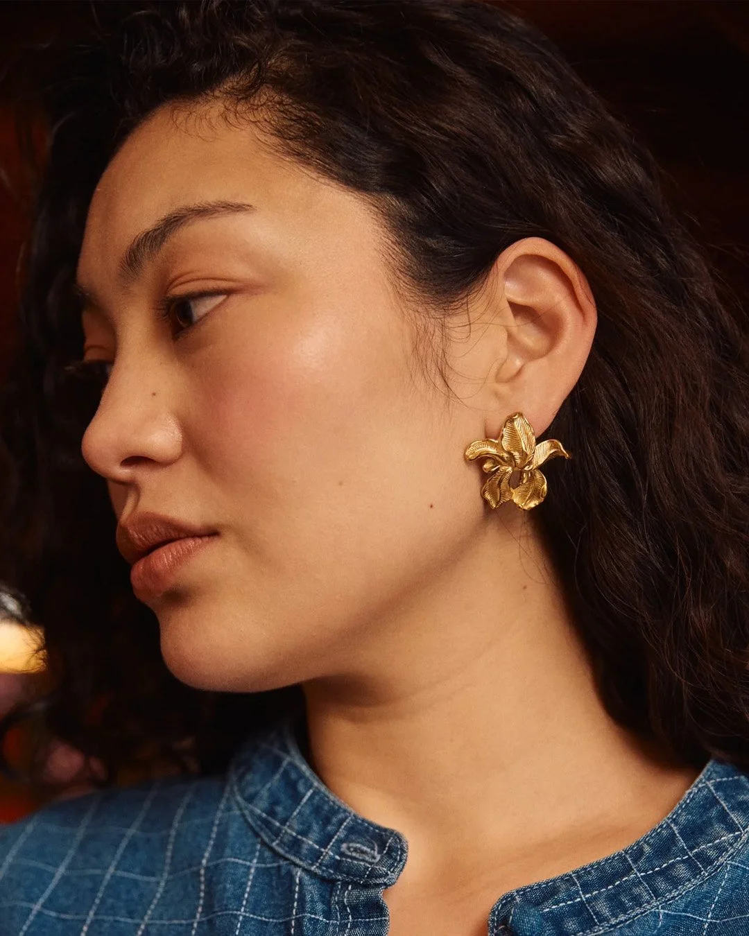 The Sadie Flower Earring from @isleofmine is designed to feel feminine yet bold, with soft floral detailing and gentle shine.

⁠
_____________________________⁠
⁠
🌟For general enquiries, get in touch with us. Please contact us on (02) 9667 1991. We w