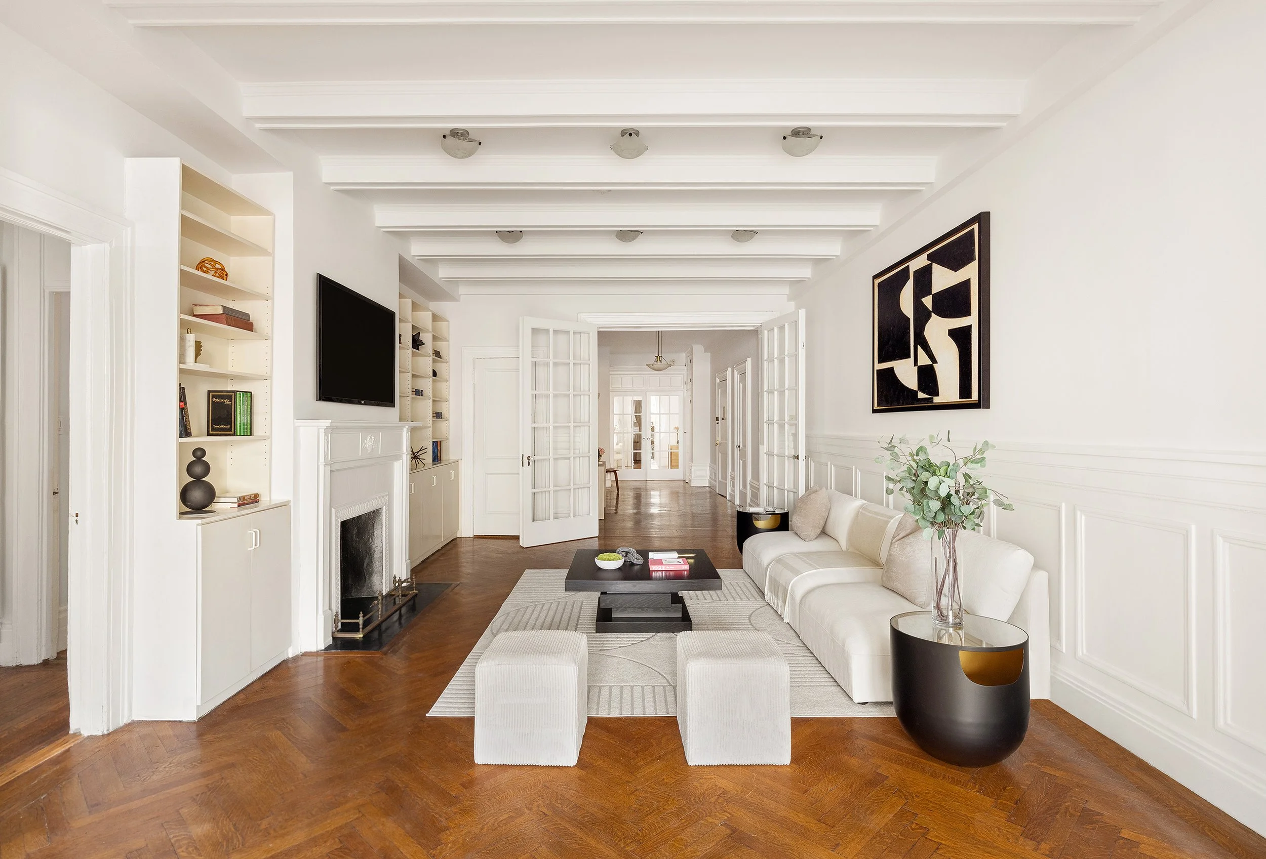 living room 2 - Web.jpg