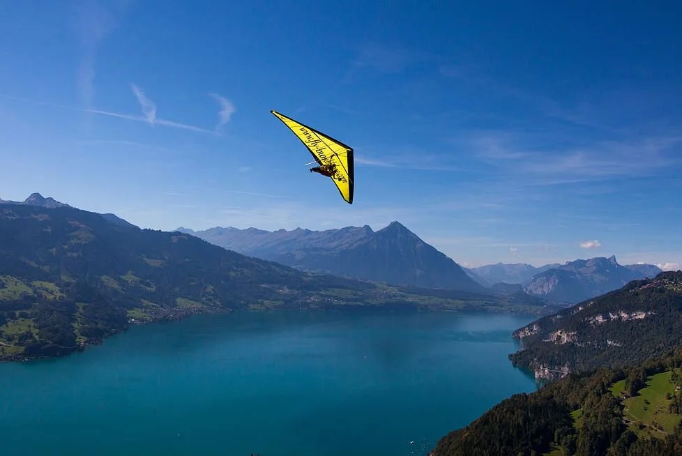 Hang_gliding_hyner.jpg