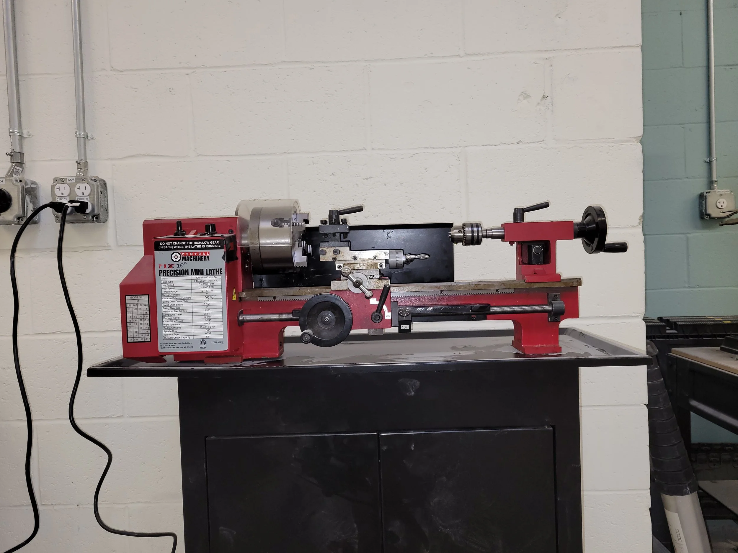 Central Machinery 7 x 16 Mini Lathe — Revolution Makerspace