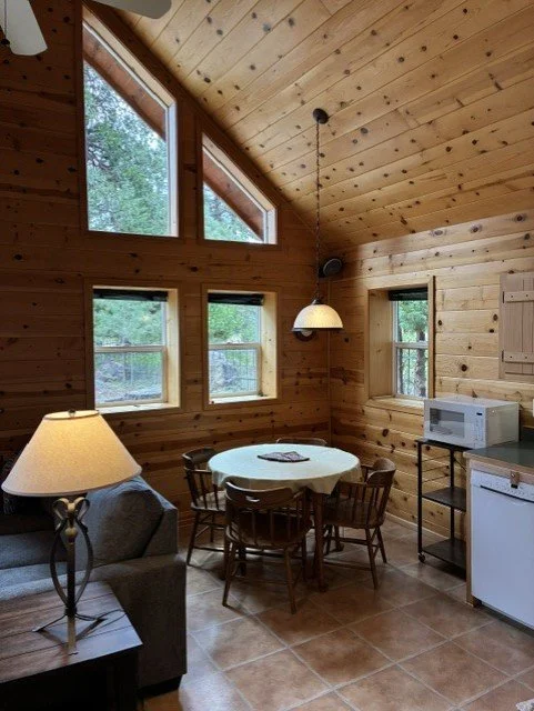 Cabin 3.jpg