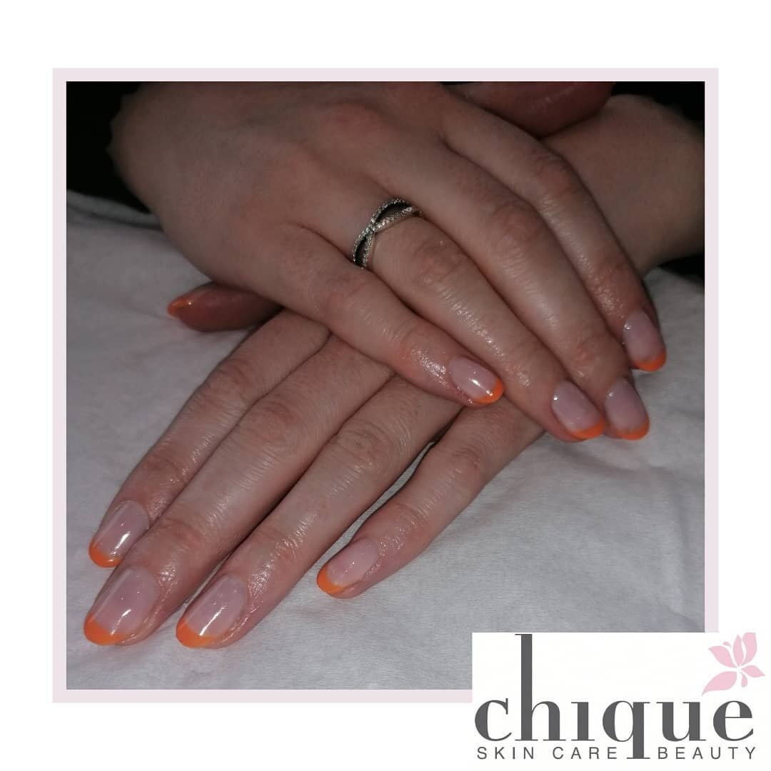 🧡🧡 &quot;Your nails are a way to speak your style without having to say a word&quot; 🧡🧡

A twist on the classic French done today on this lovely ladies natural nails by Danielle 💅

#nailsoftheday
#nailtrends
#nailsofinstagram
#cndshellac
#cndnai
