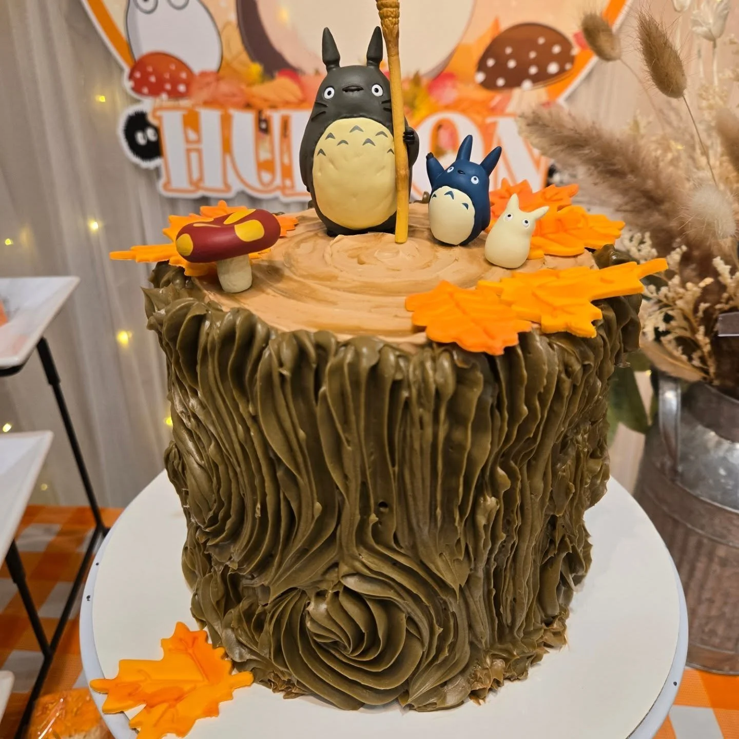 A charming mix of forest friends, fall colors, and totoro magic - our latest cutest theme celebration for Hudson! Happy 1st birthday! 🍁🍂✨️
#totoroparty #fallbirthday #myneighbortotoro #ghiblistudio #ghibli #privateparty #indoorplayspace #indoorchi