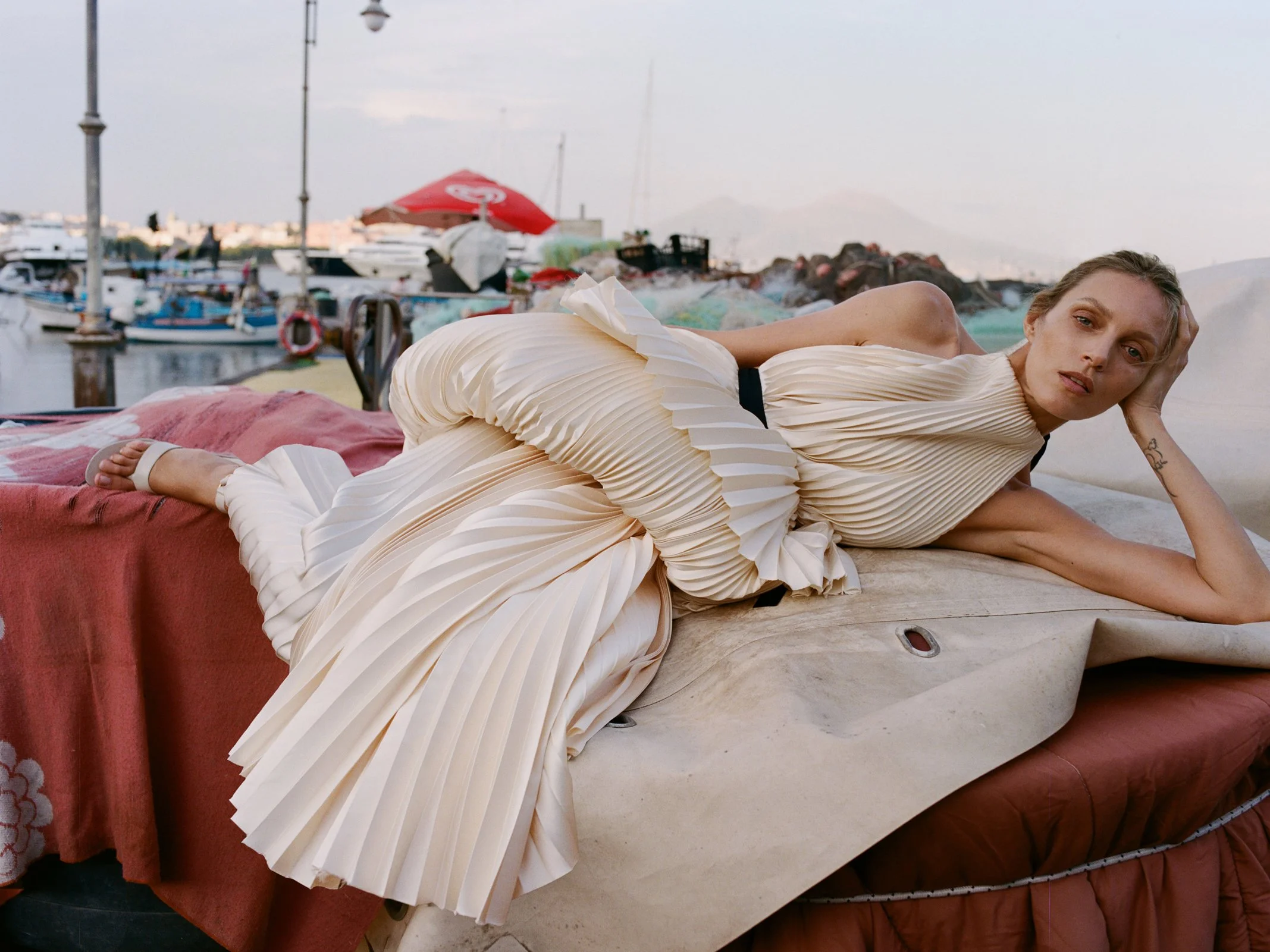 Fashion_Naples_260705_Max Farago_HTSI Naples_17_5918_05 copy.jpg