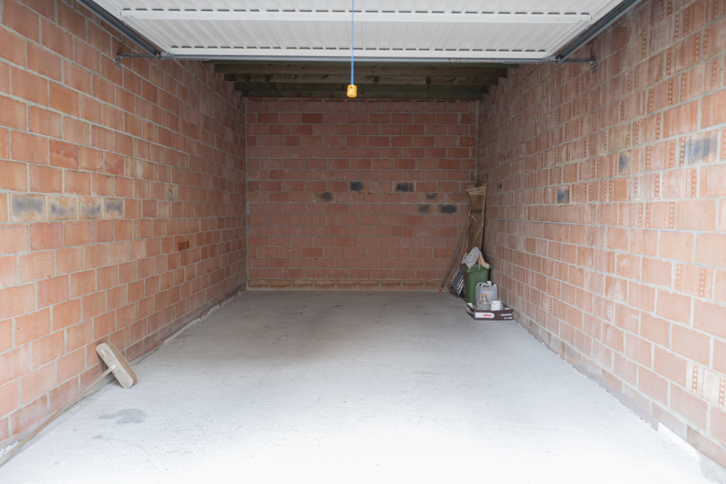 Garagebox.jpg