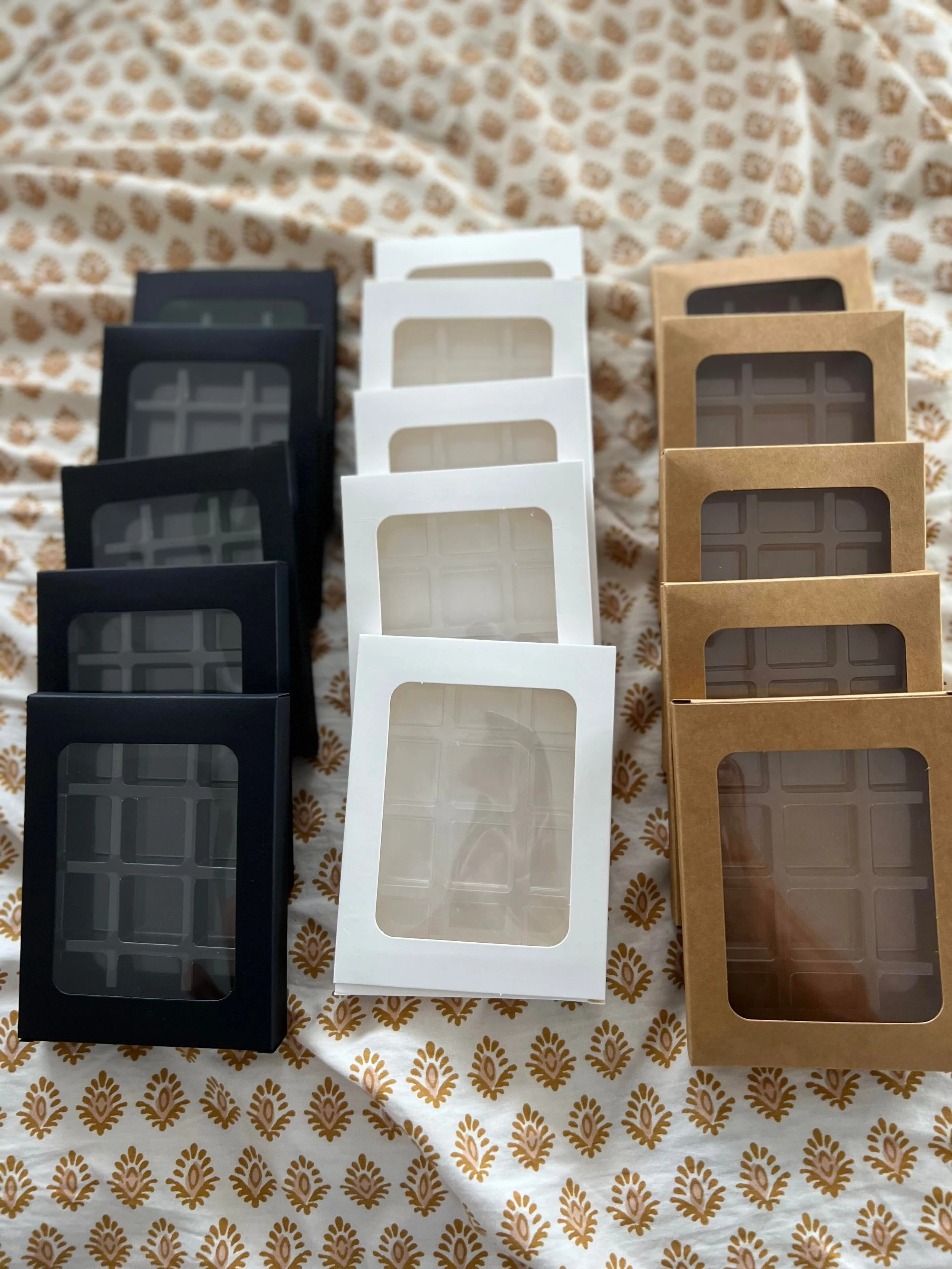 12 cavity new clamshell and box.jpg