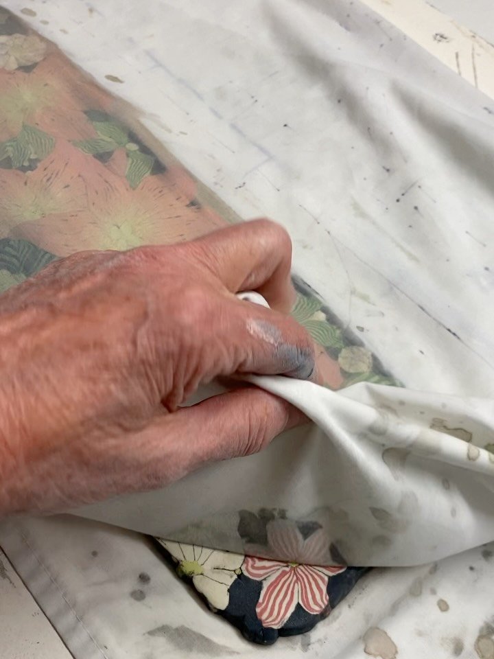 Another reveal, sorry, and another cube vase in preparation for @ceramicartlondon in May. This was inspired by some beautiful lilies in my garden last year and the canes have been made for a few months. Time to use them I feel. 
It is now drying and 