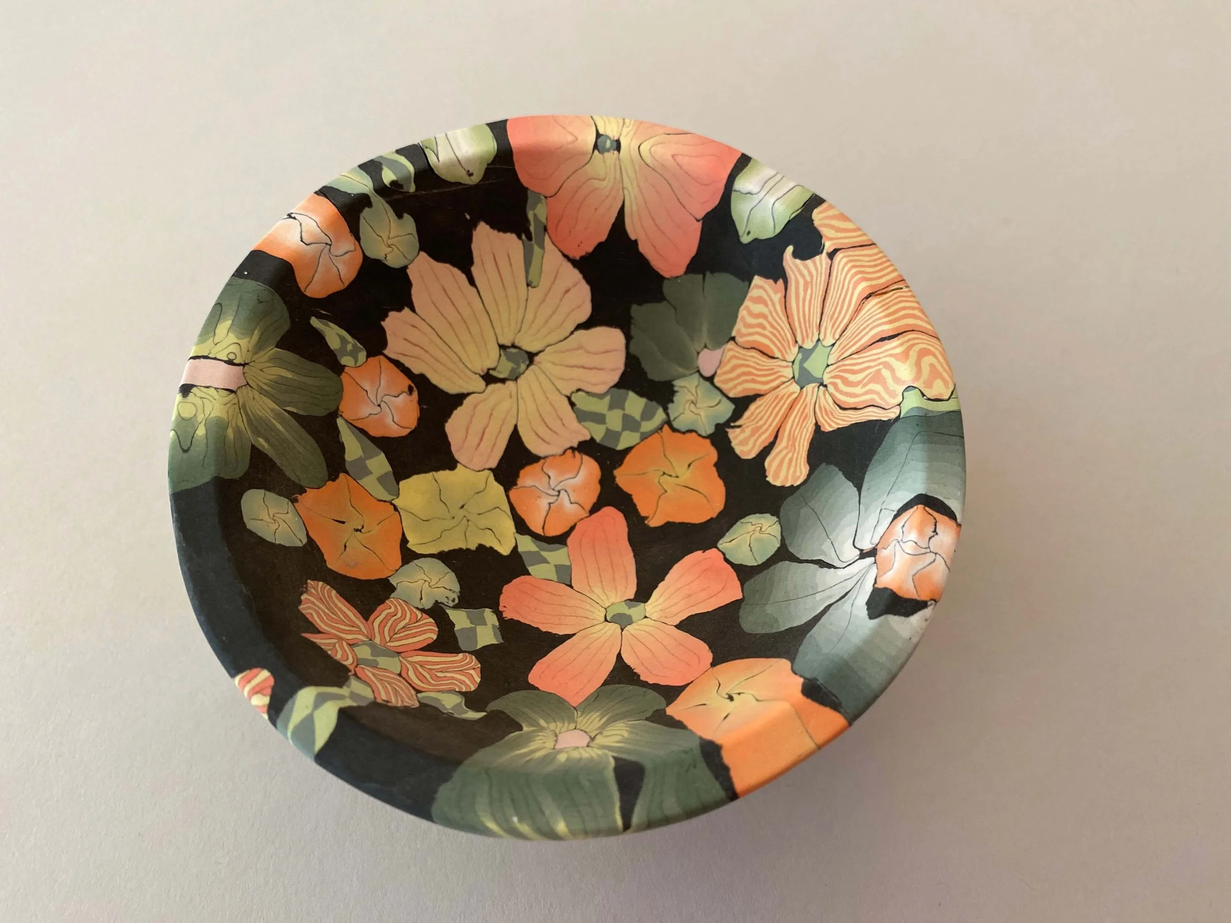 Green and orange bowl