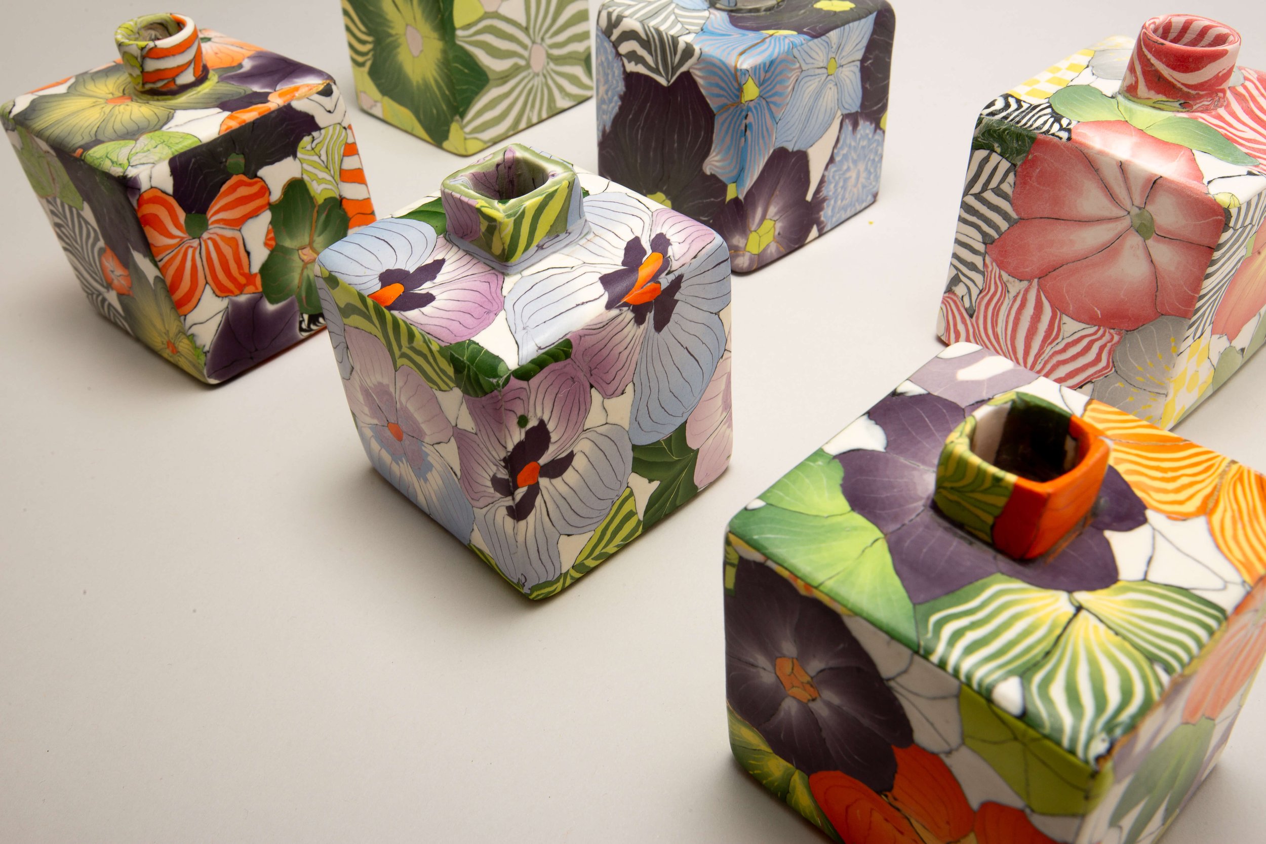 Small cubed Nerikomi boxes
 
 Coloured porcelain 
 6 x 6 x 6 cms 
 Sold 