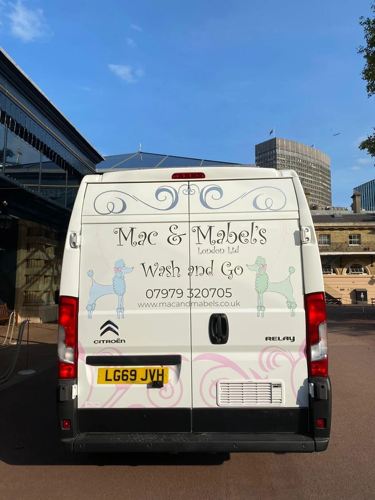 mac-and-mabels-van.jpg