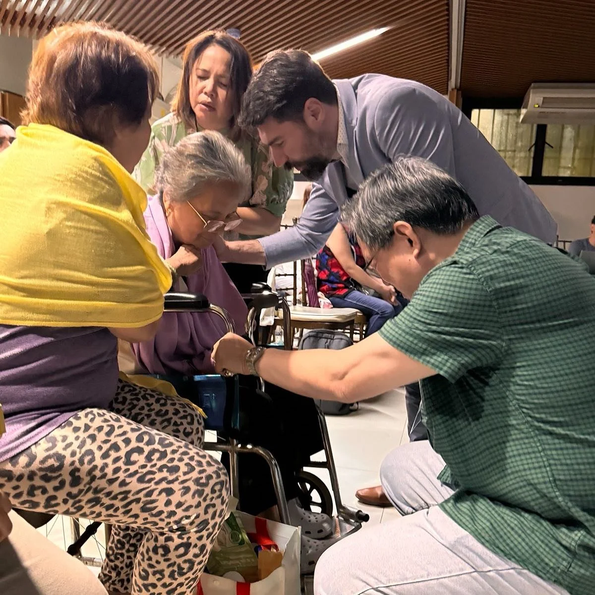 Healing and miracle night in Manila! Praise God! We’re so excited for these testimonies!