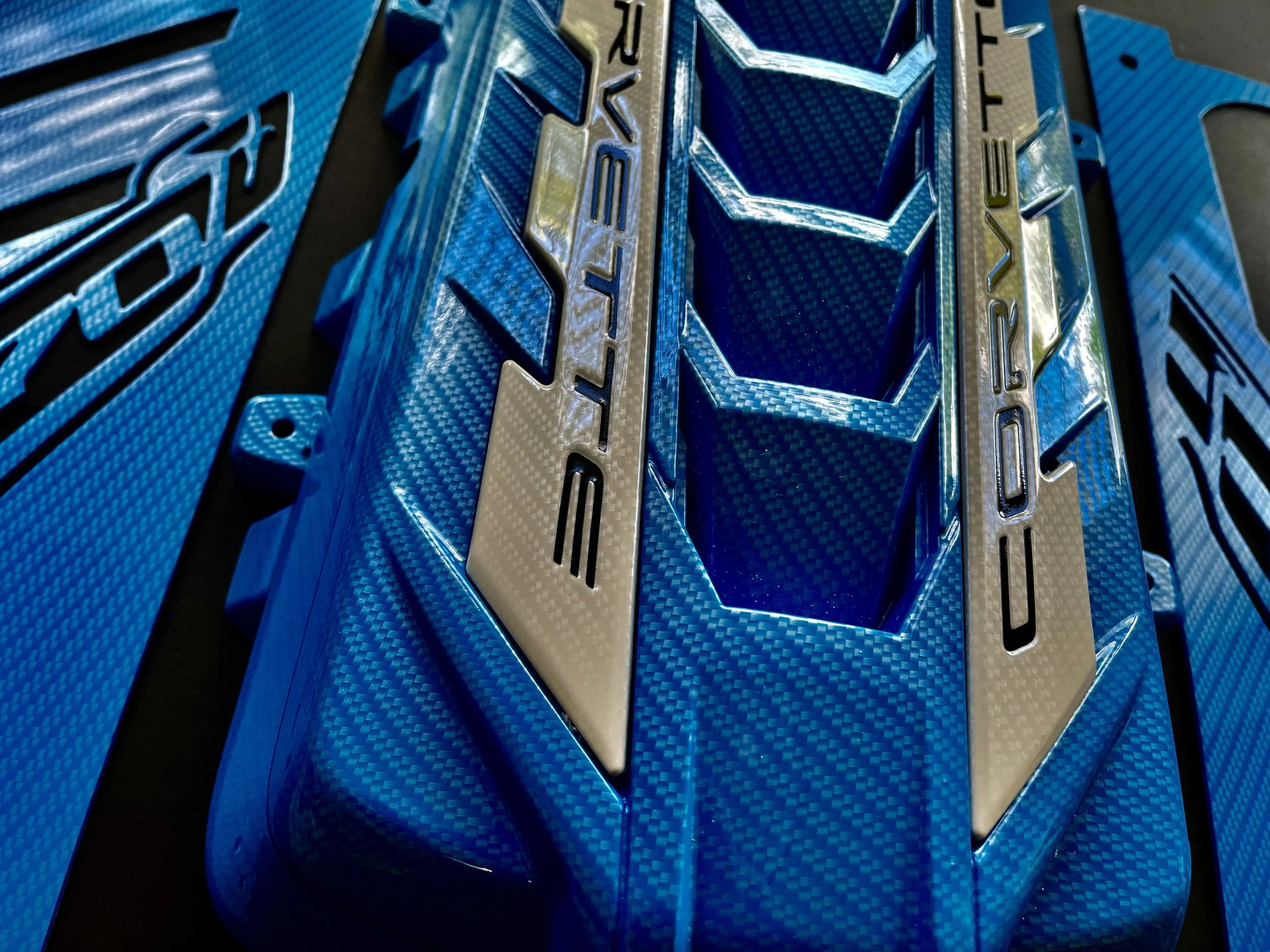 RAPID BLUE CARBON FIBER ENGINE COVER 70TH ANNIVERSARY APPEARANCE ...