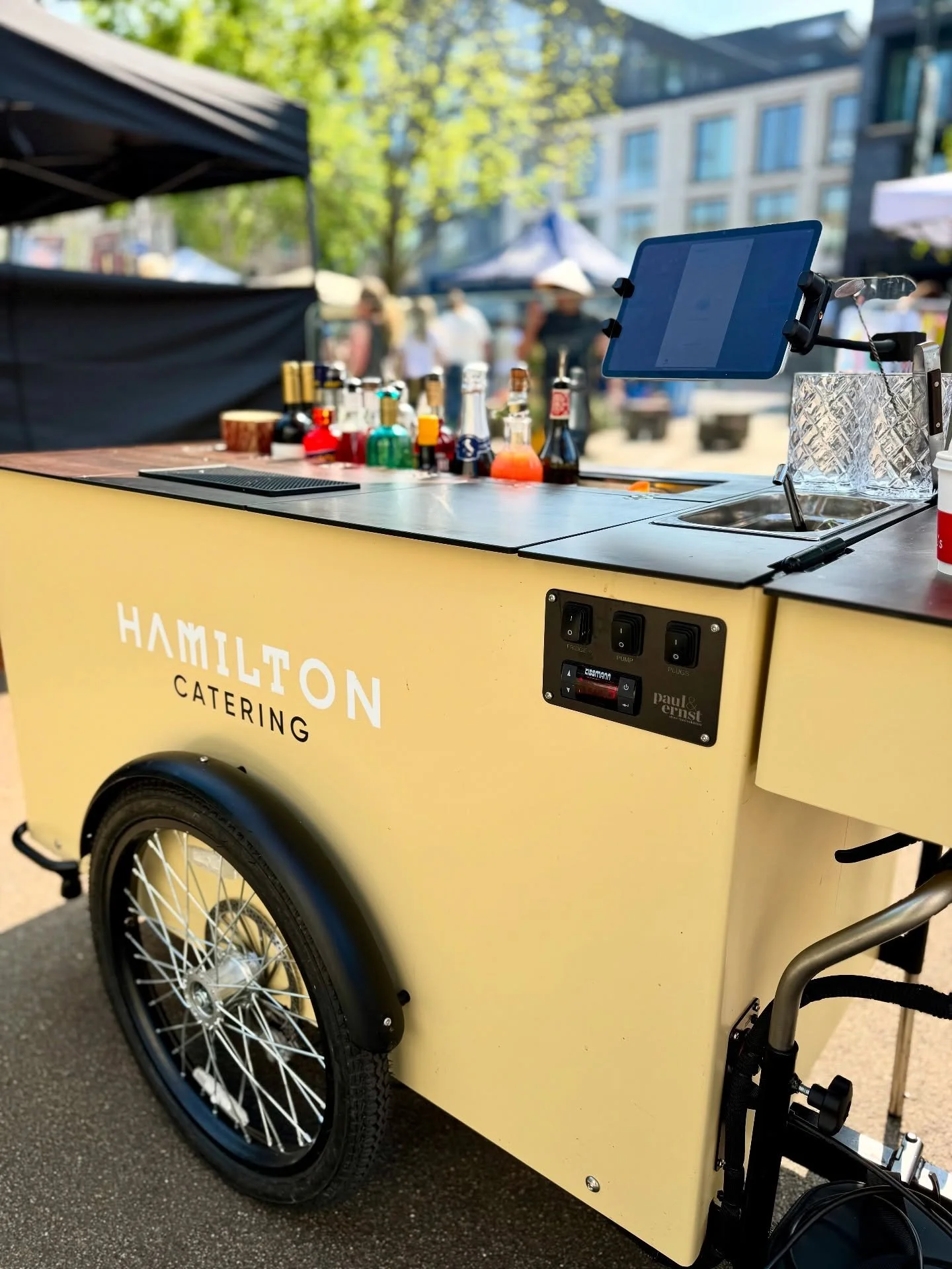 We cant get over our love affair with our beautiful bar and kitchen&hellip;. On a bike! 

Aptly named peddle and pour, it has been busy pouring spritz&rsquo;s and serving aperitivo in the sunshine all weekend long! 

Our public events summer calendar